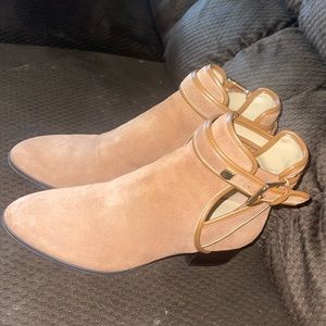 Michael Kors women boots size 6,5 like new